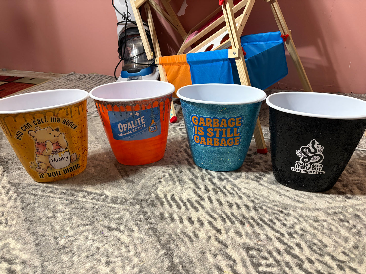 1.5 gallon trash cans