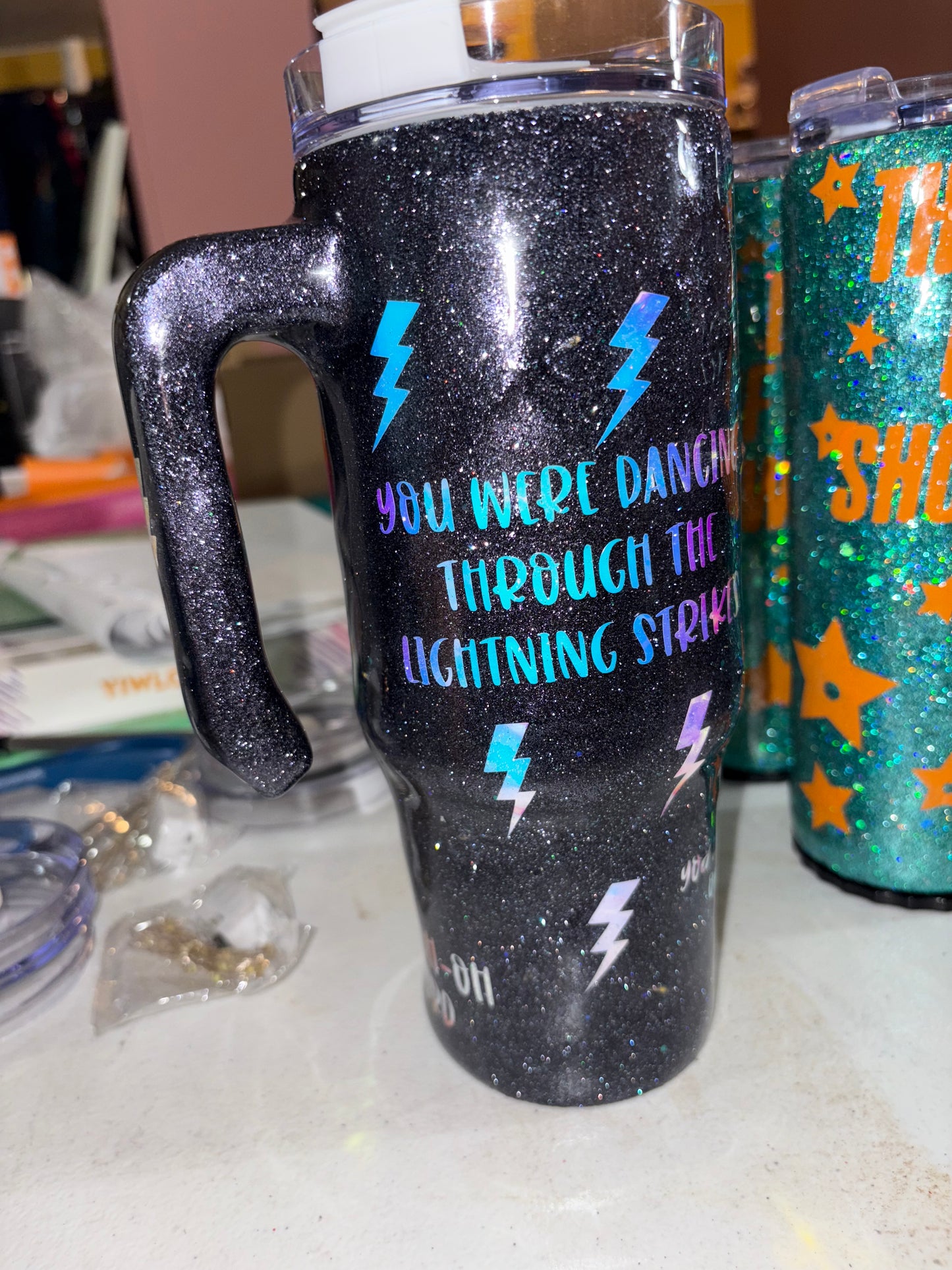 Strikes of lightning light up 30oz tumbler