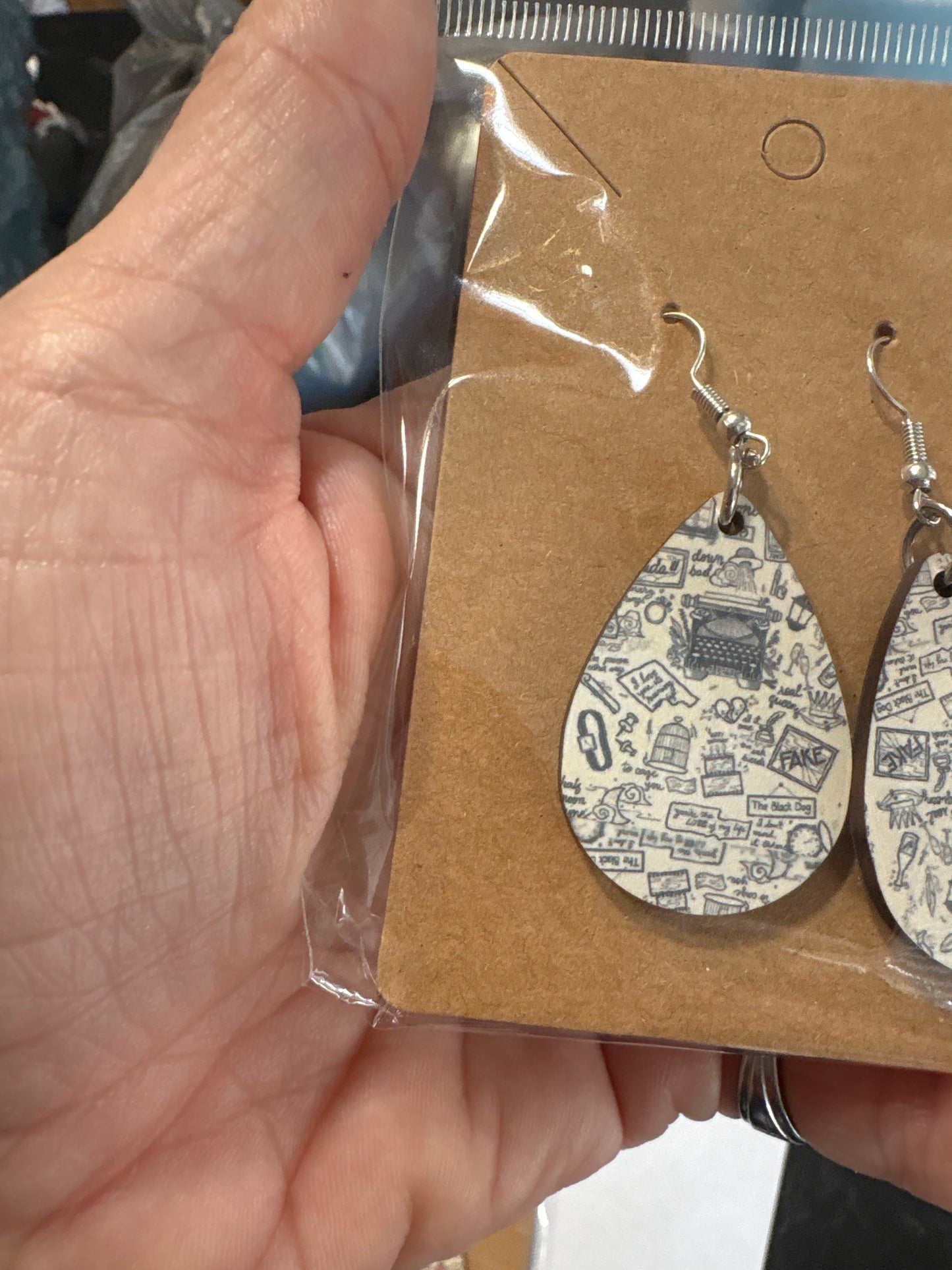 Ear rings
