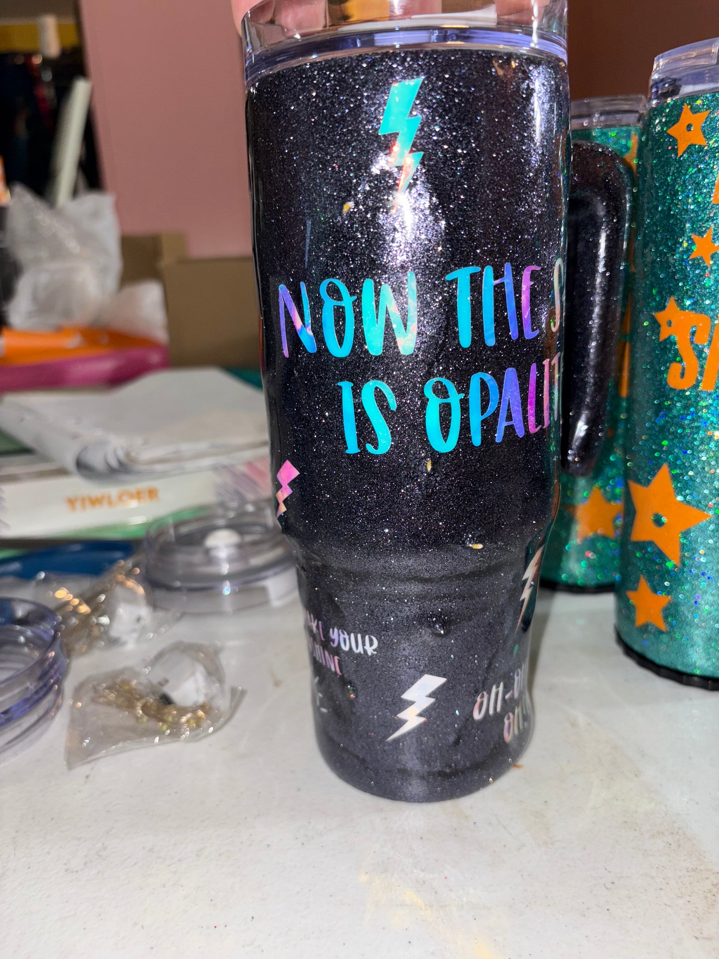Strikes of lightning light up 30oz tumbler