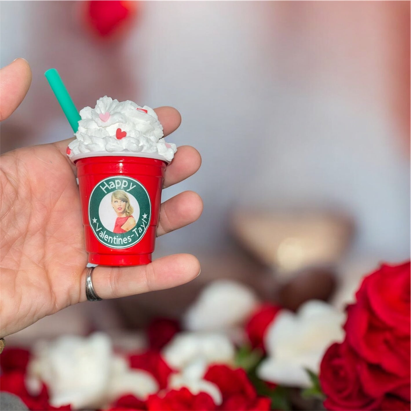 Valentine’s Day mini cup/magnet