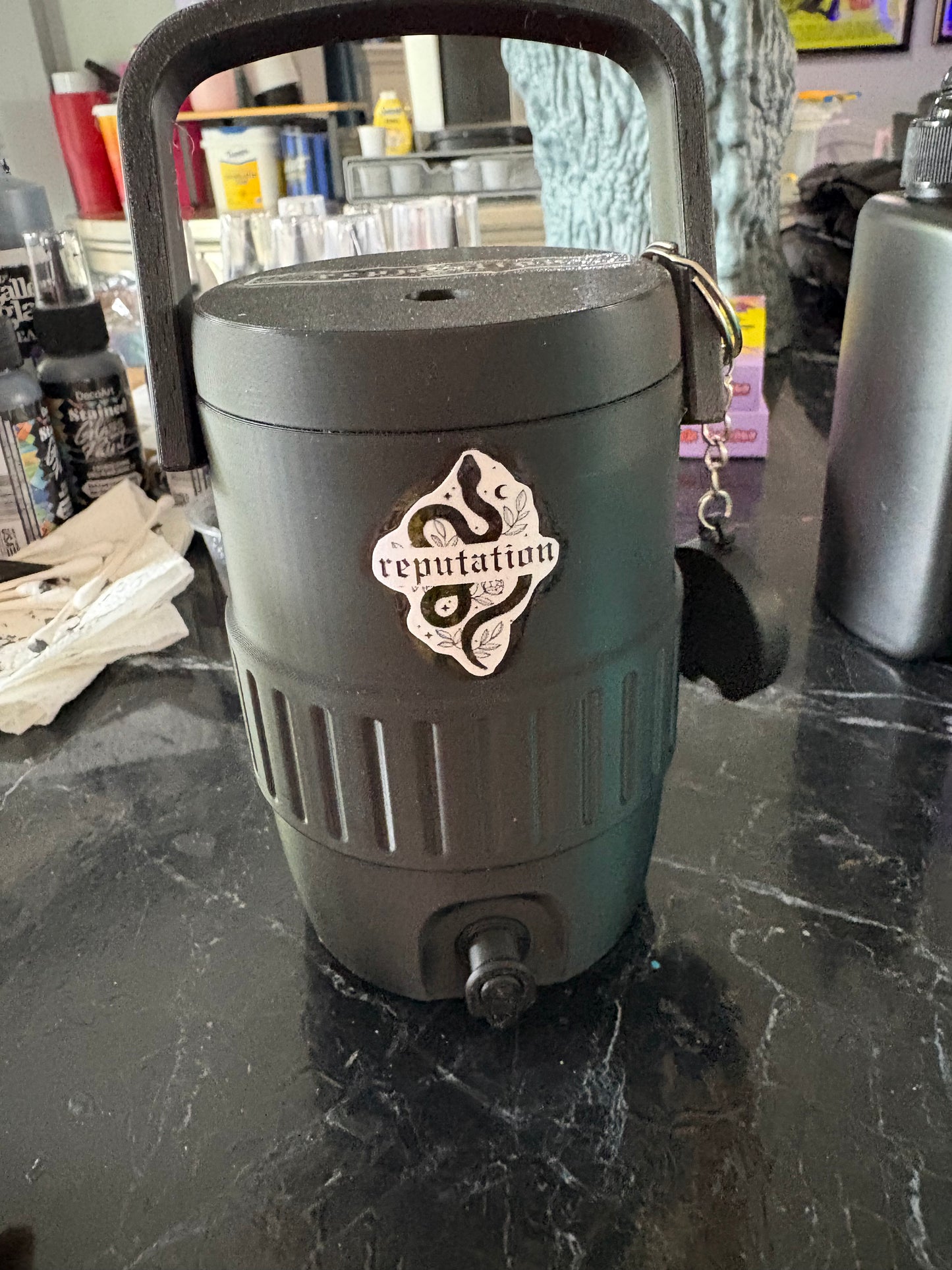 Viral can holder -Taylor designs