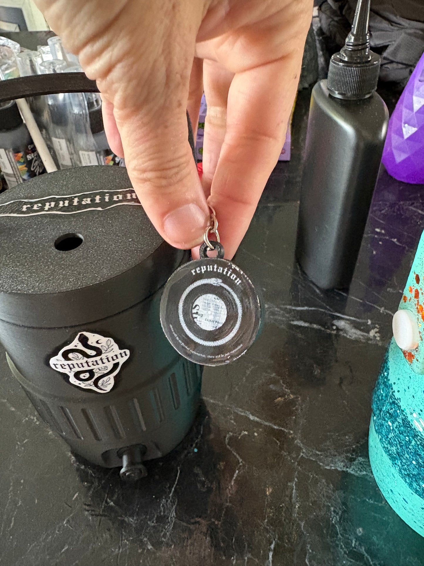Viral can holder -Taylor designs
