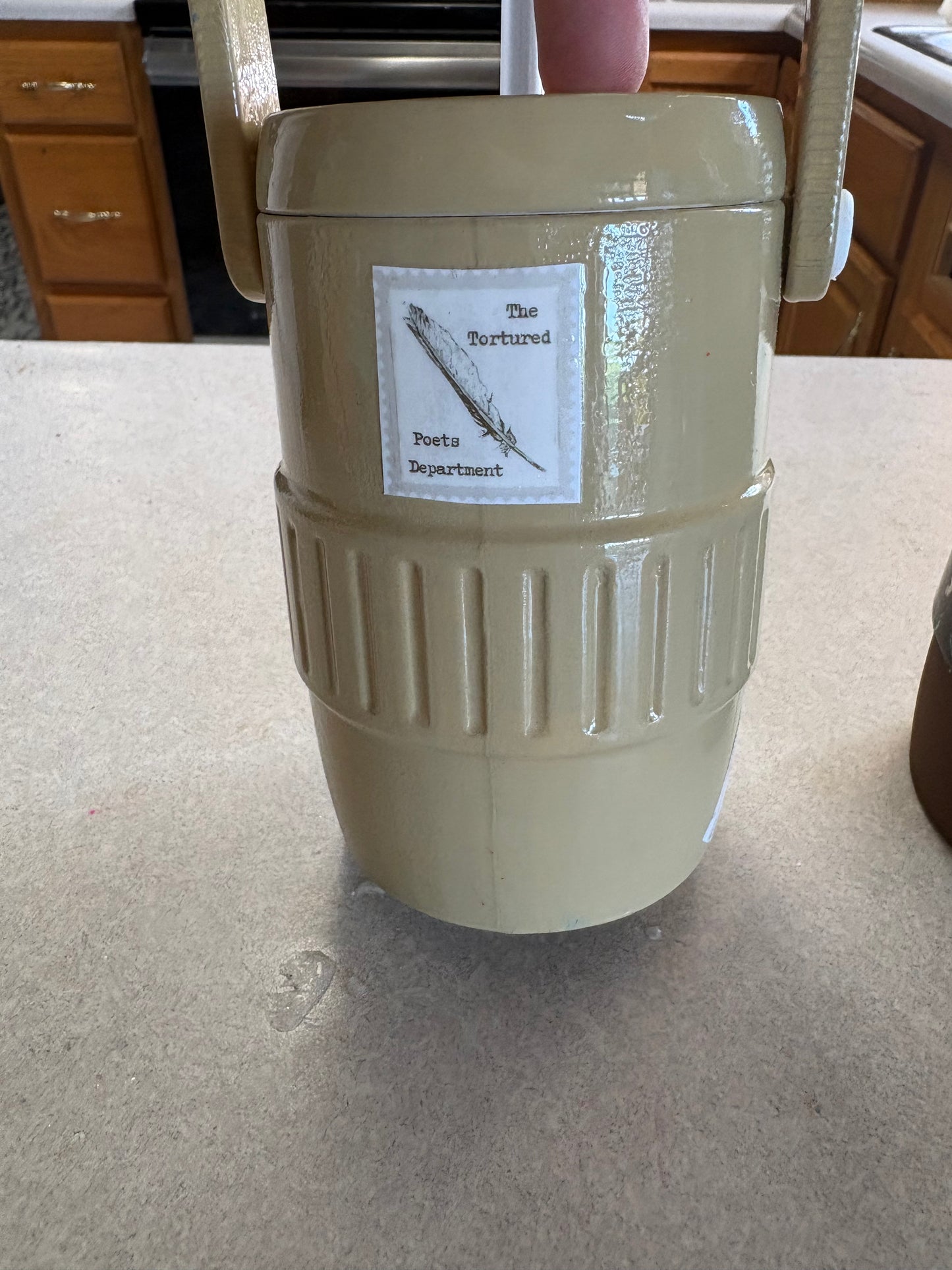 Viral can holder -Taylor designs