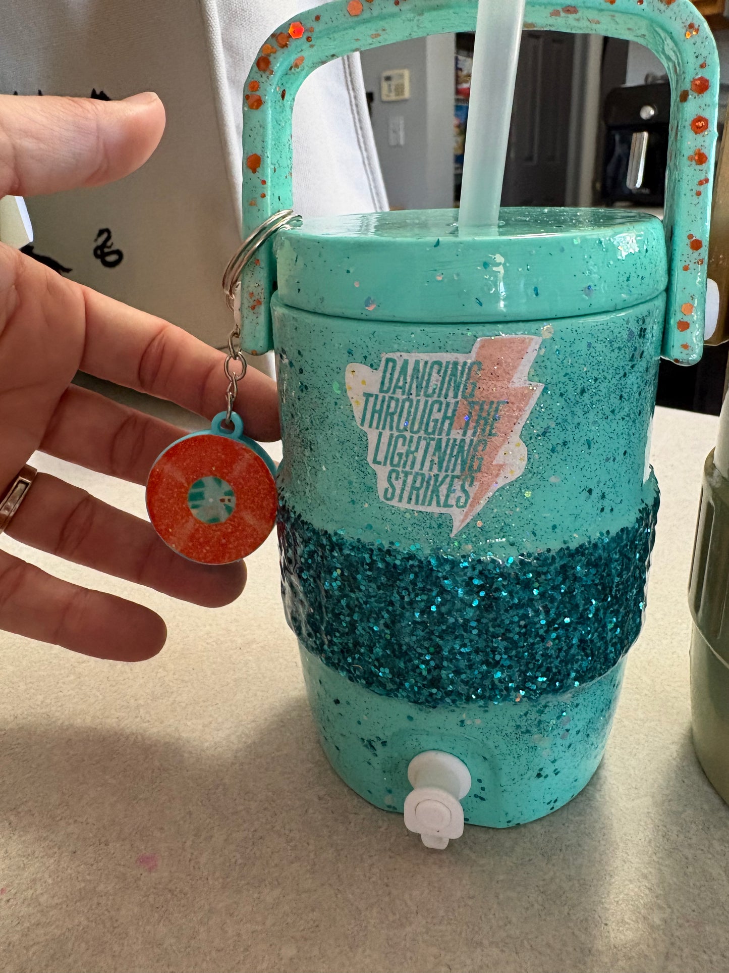 Viral can holder -Taylor designs