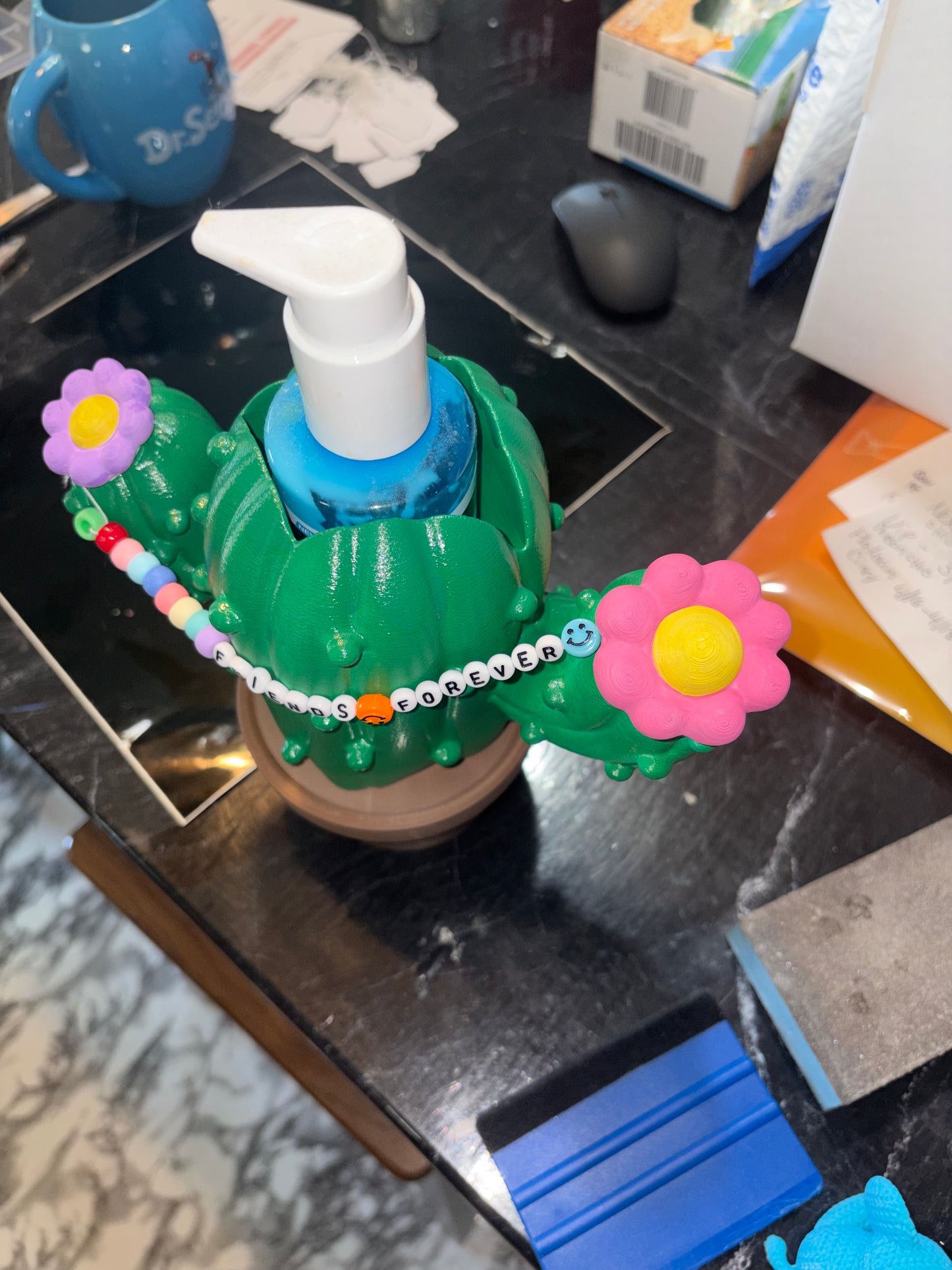 Cactus b&bw soap holder